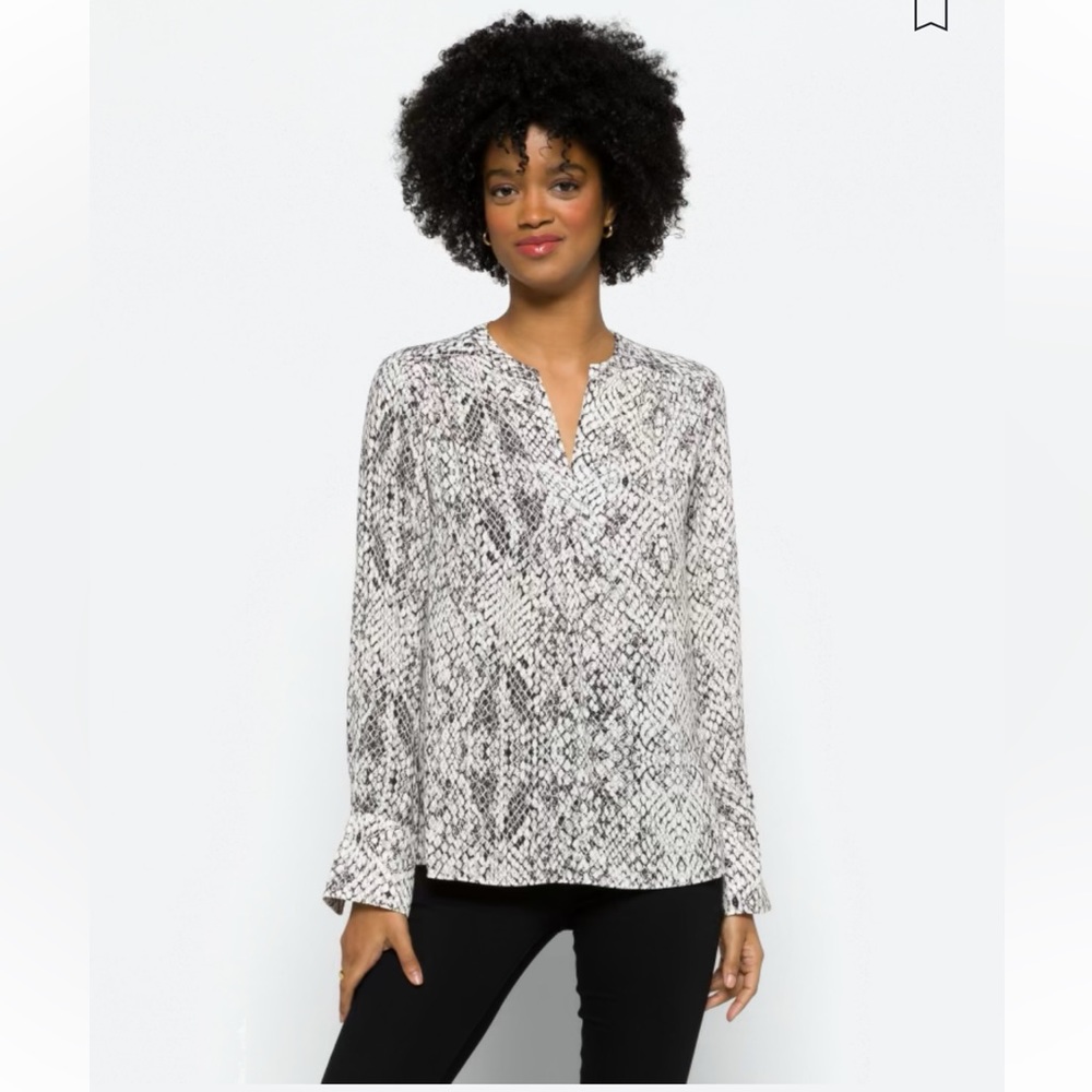CALVIN KLEIN SUIT SEPARATES-Paarth V Neck Blouse. Size small. Snake skin print